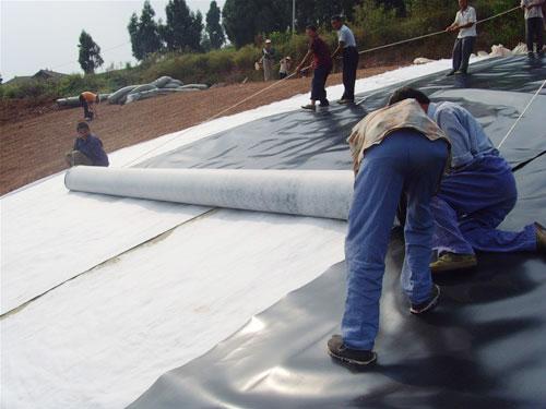 Специализированная 2 мм HDPE мембрана для прудов ASTM GM стандартная и текстурированная водонепроницаемая пленка 9