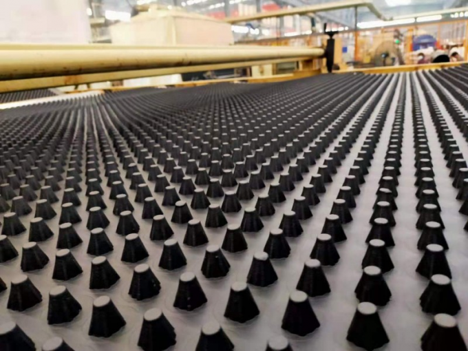 Прямоугольная водонепроницаемая HDPE дренажная доска для зеленой крыши 7